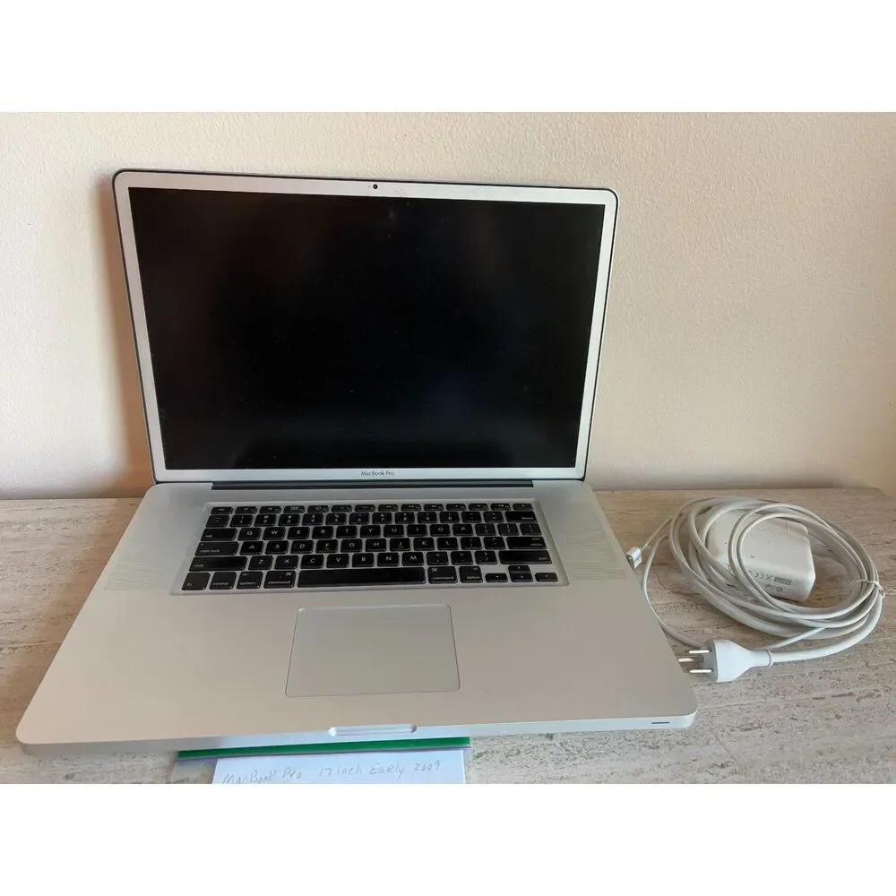 MacBook Pro 17